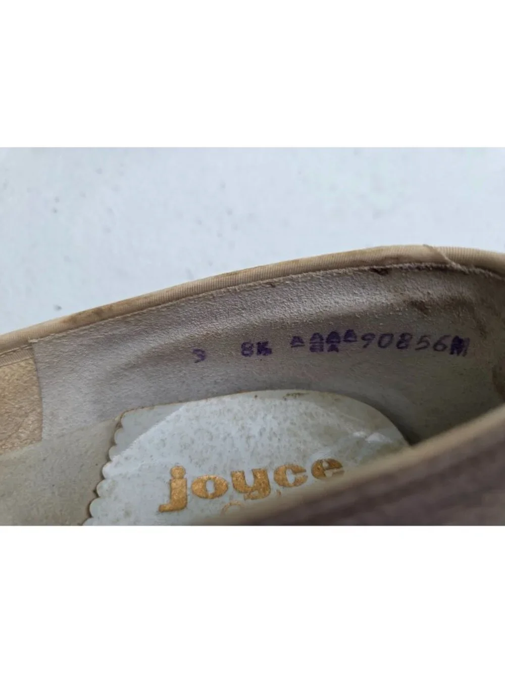 Vintage Joyce California Leather Spectator Pumps In Cream & Brown Size 8 Kitten